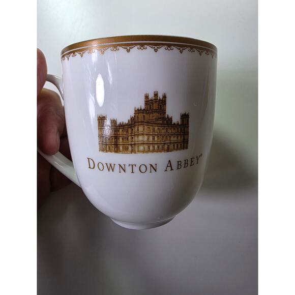 WORLD MARKET Downton Abbey White Brown Gold 2015 Tea Coffee Mug - Picture 4 of 9